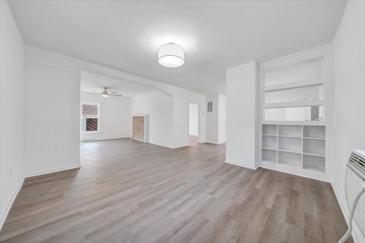 1008 Primrose ST - Photo 9