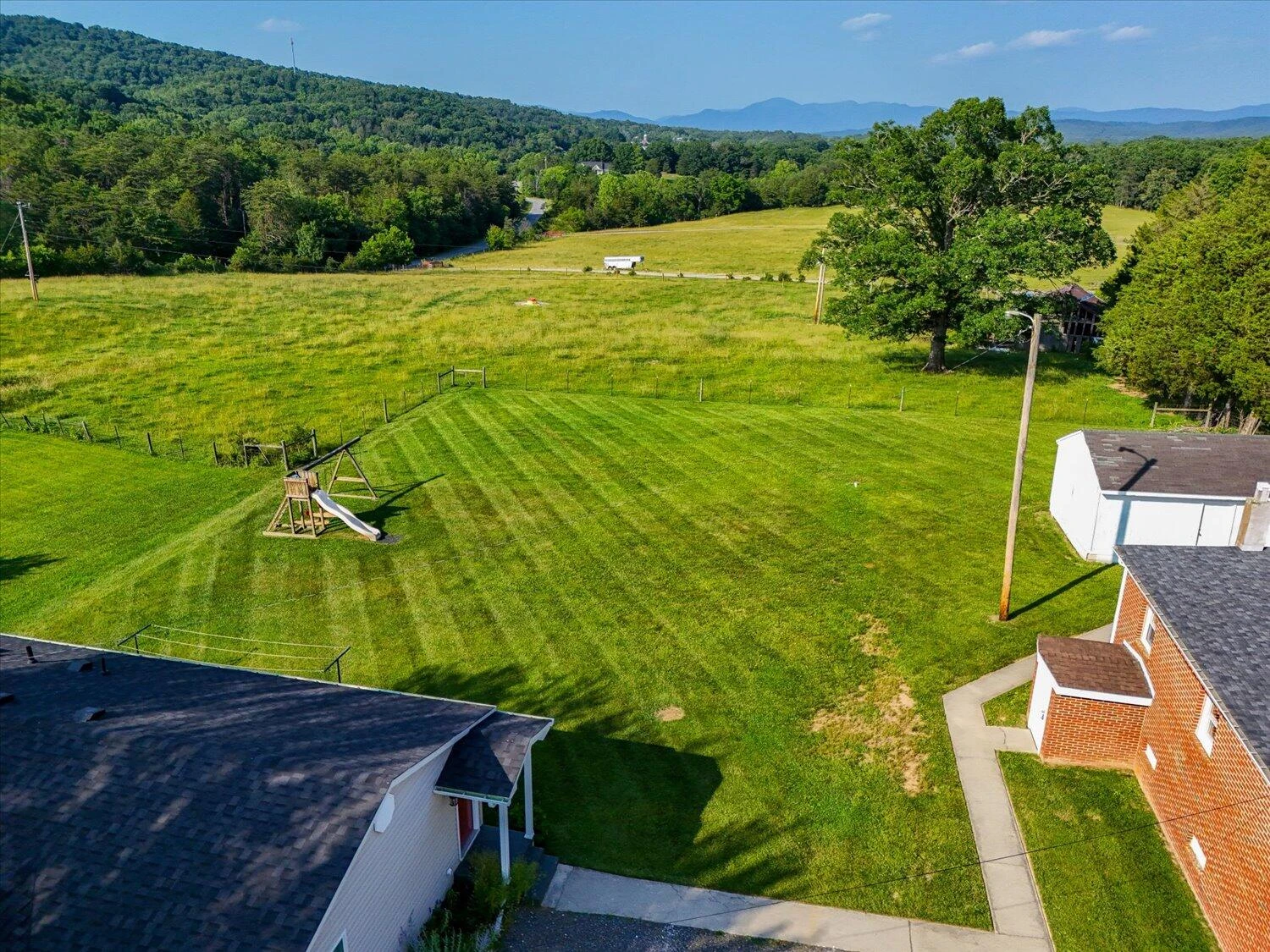 2088 Old Fincastle RD - Photo 40