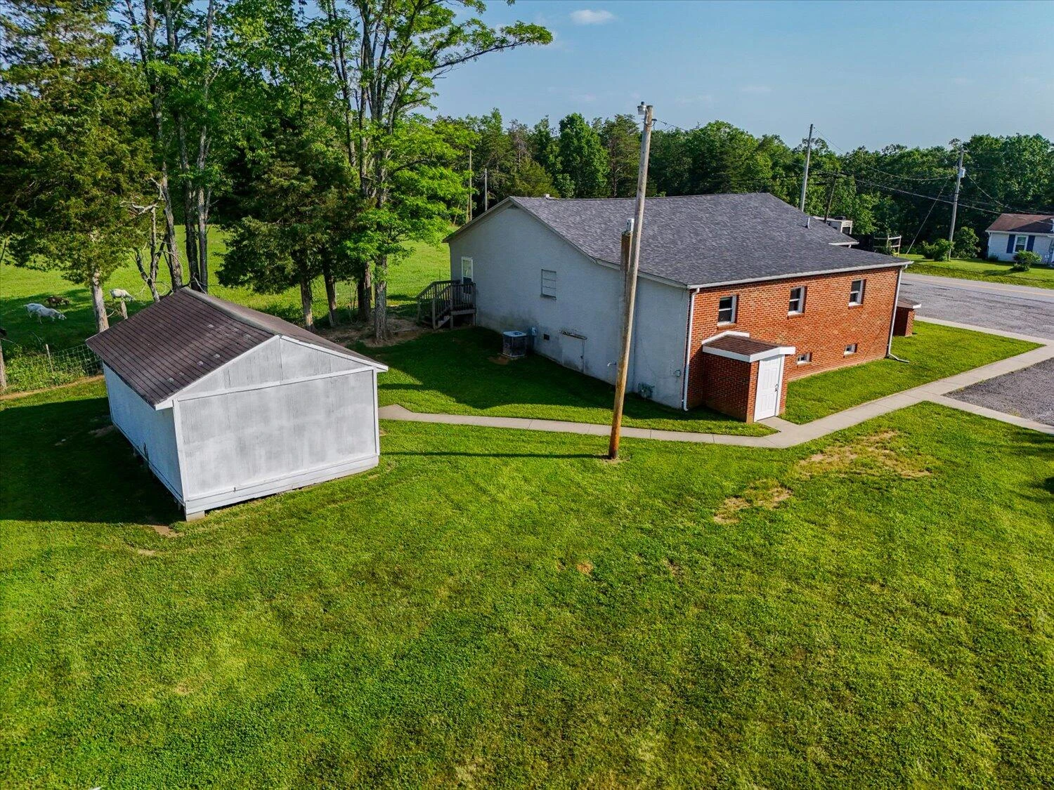 2088 Old Fincastle RD - Photo 42