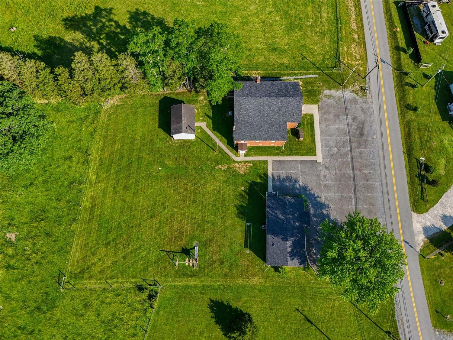 2088 Old Fincastle RD - Photo 44