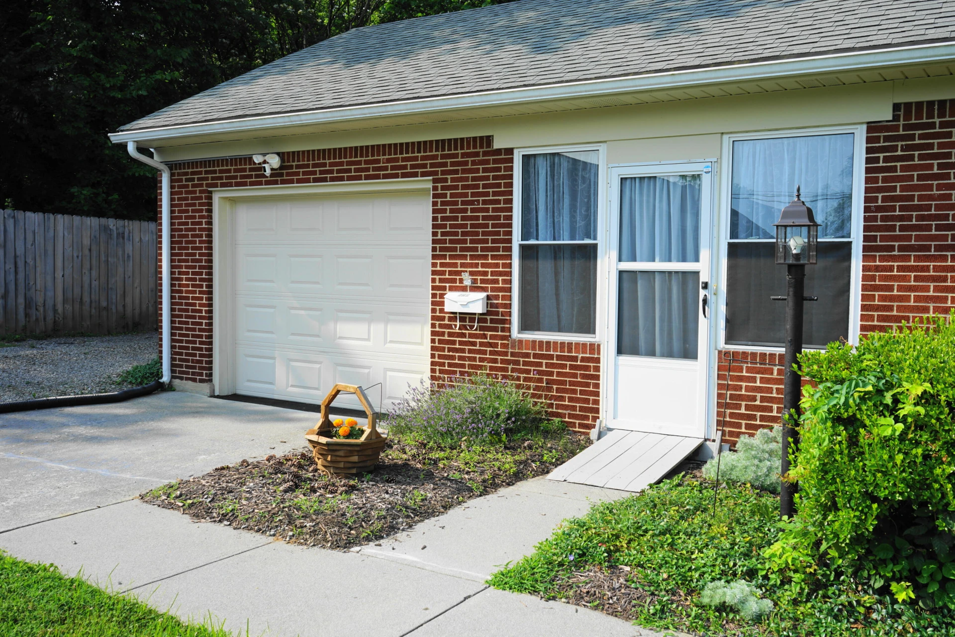 520 Poplar ST - Photo 10