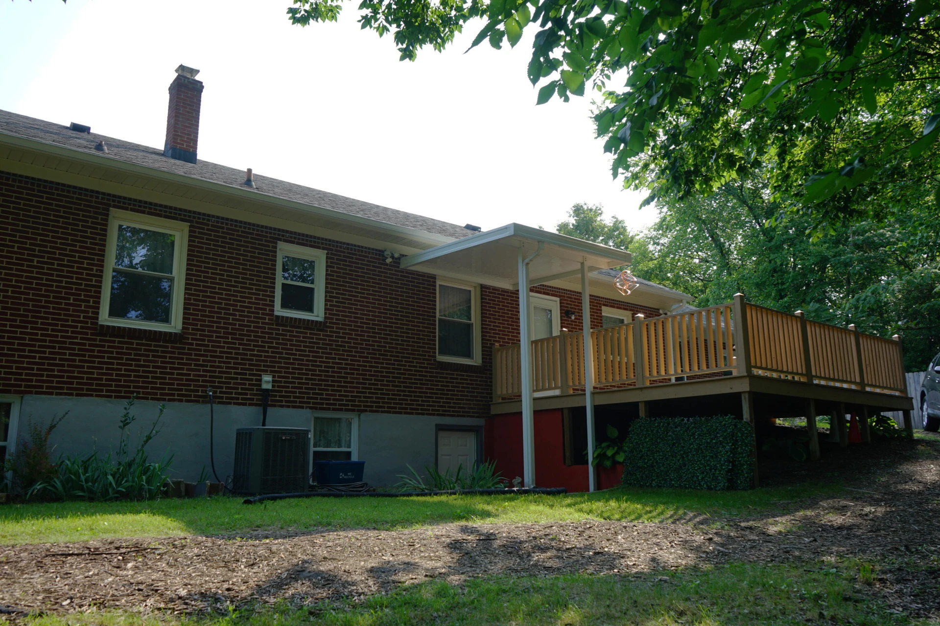 520 Poplar ST - Photo 5