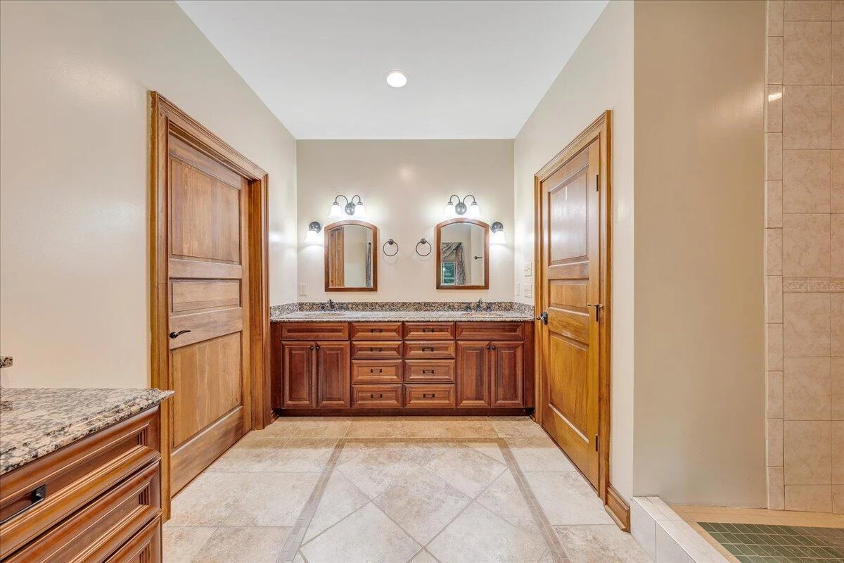 223 Moonriver LN - Photo 29
