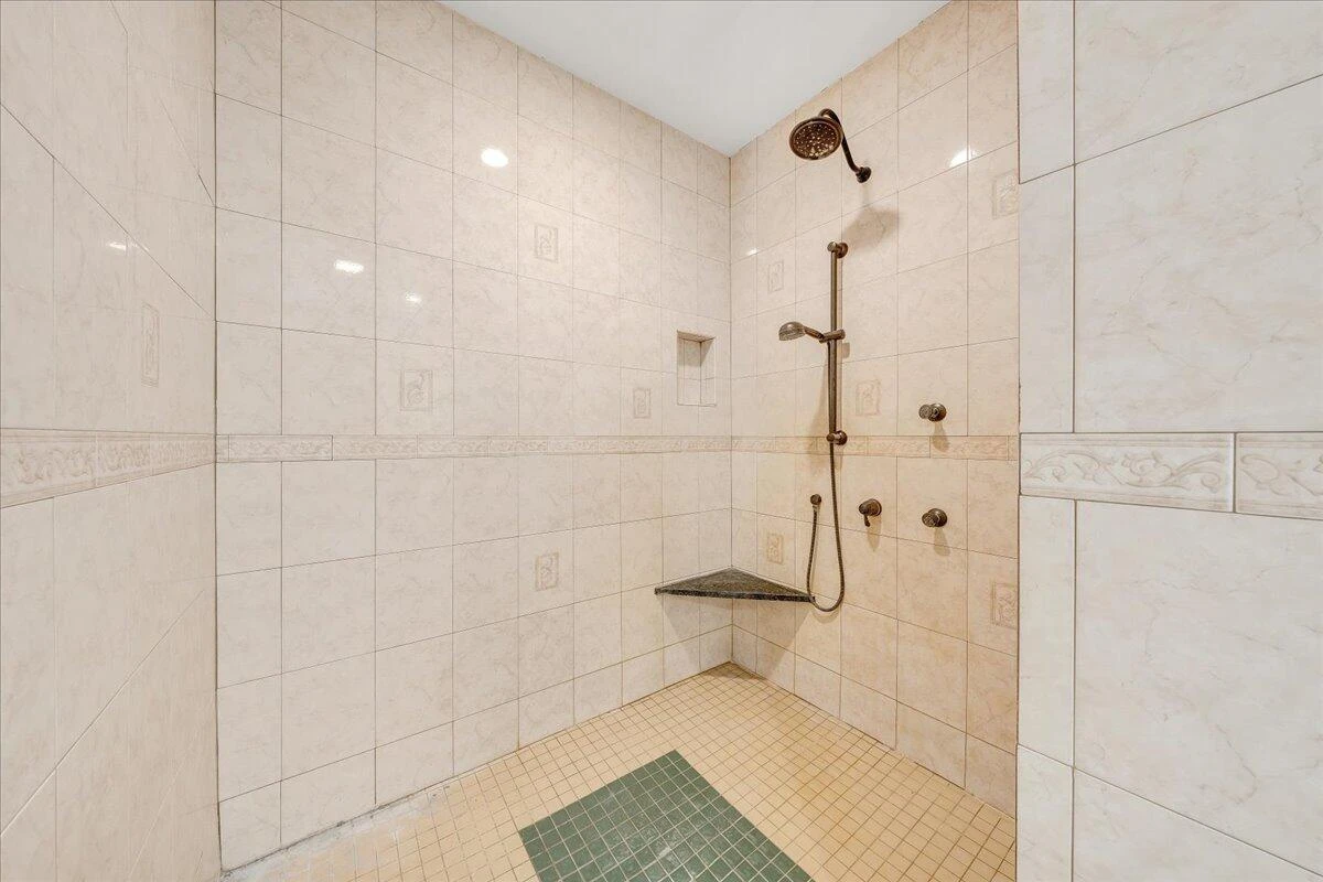 223 Moonriver LN - Photo 31