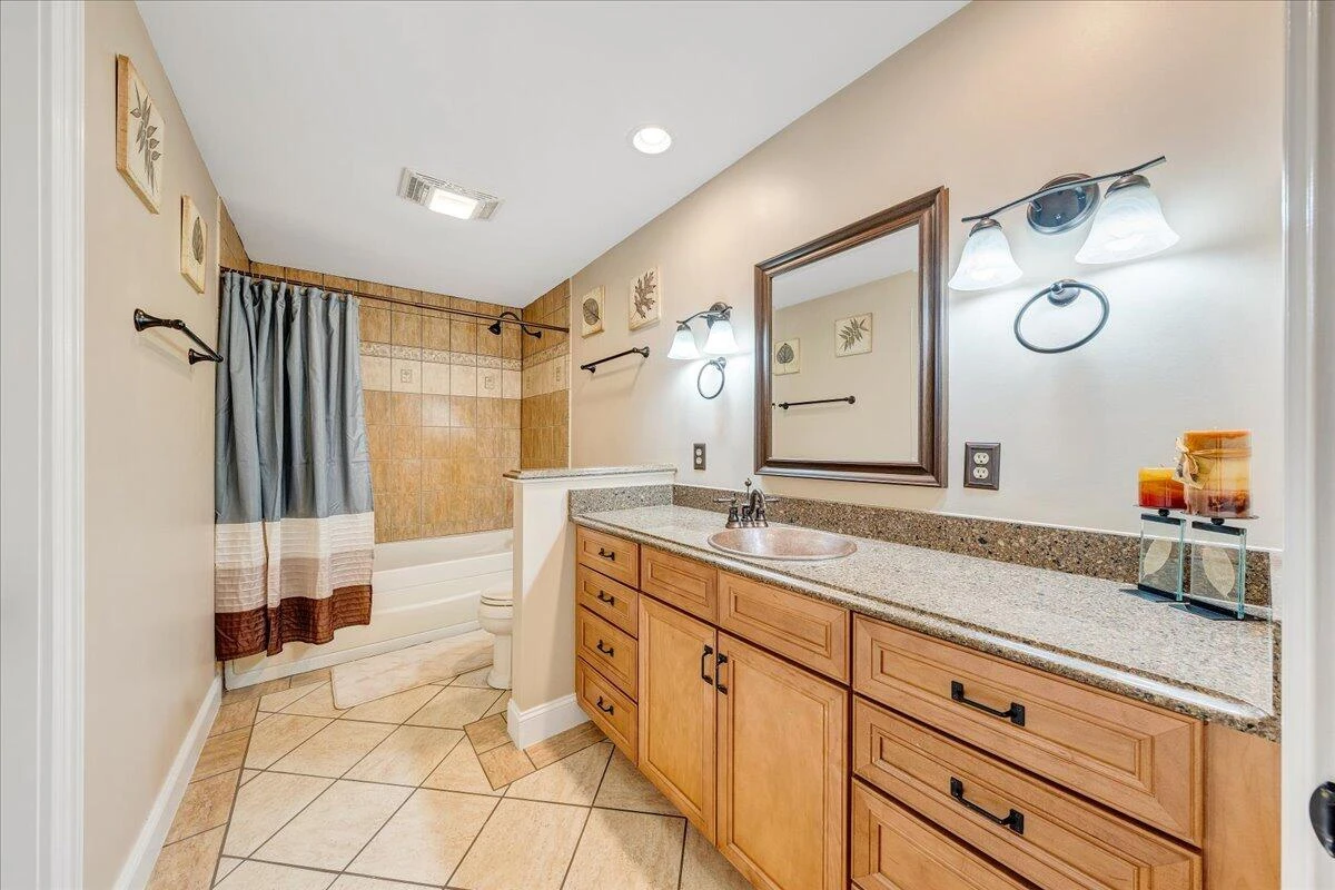223 Moonriver LN - Photo 36