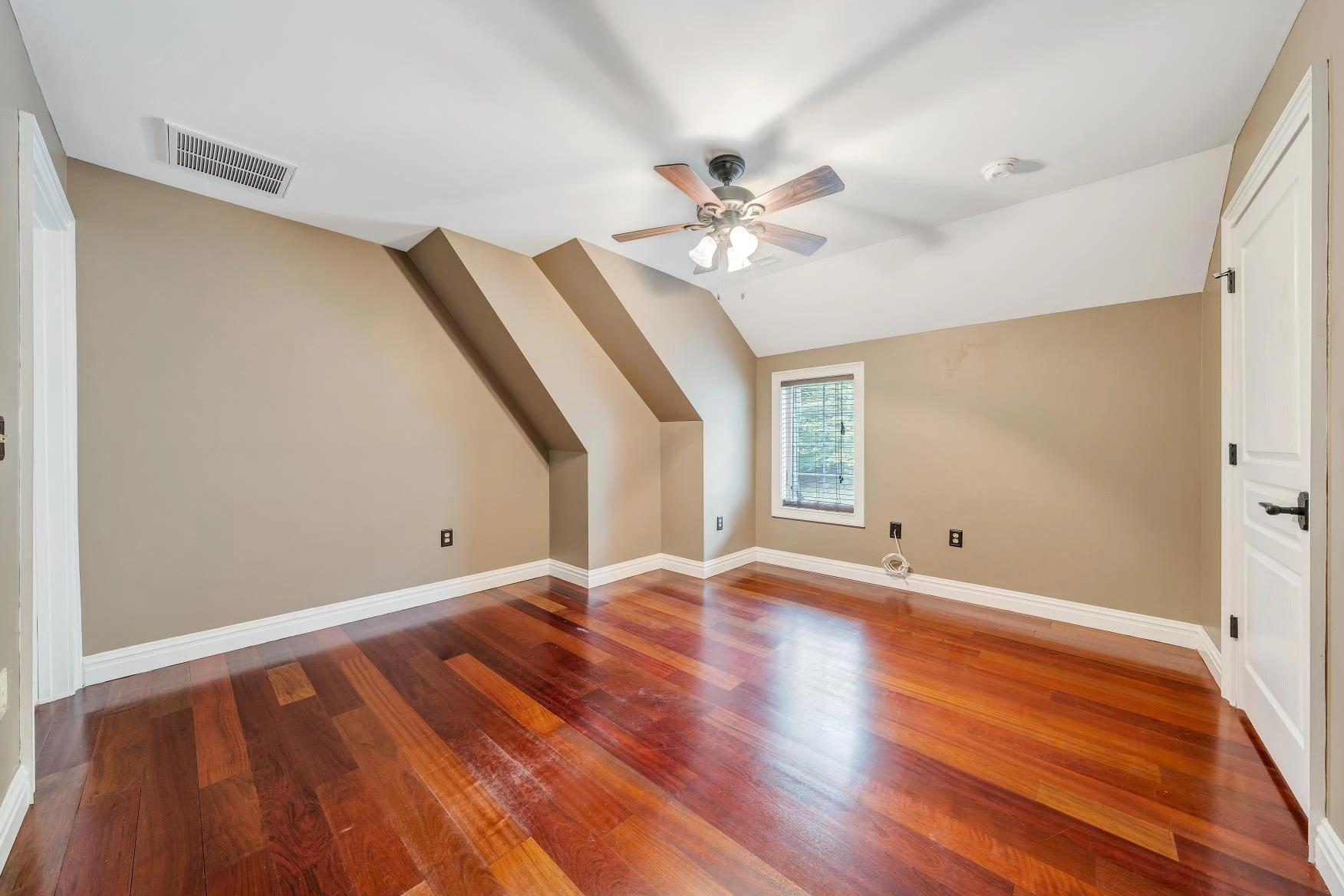 223 Moonriver LN - Photo 40