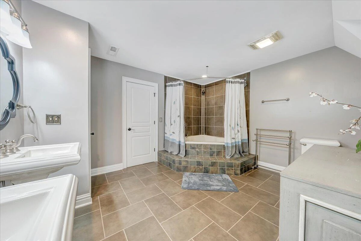 223 Moonriver LN - Photo 41