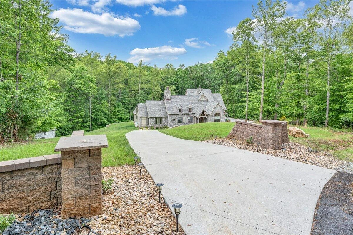 223 Moonriver LN - Photo 53