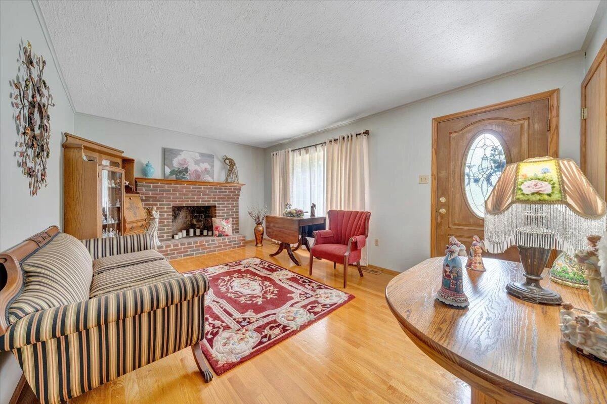3203 Bradshaw RD - Photo 3