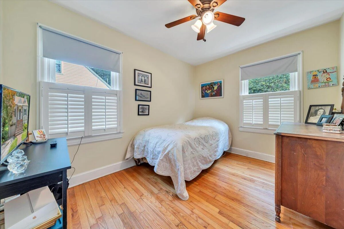 2728 Lansing DR - Photo 15