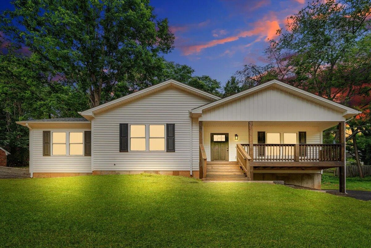 3713 Pinevale RD - Photo 3