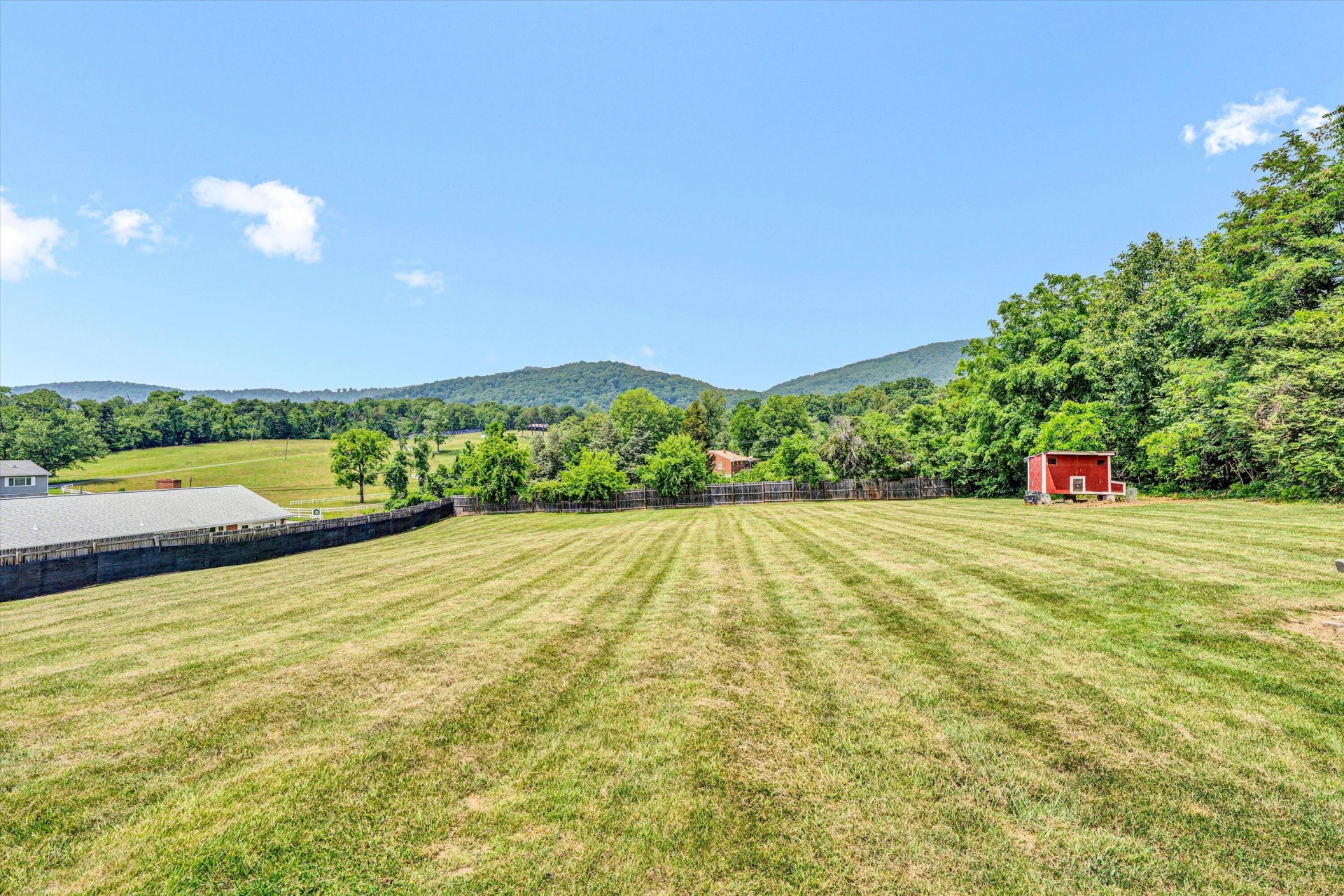 1094 Windstar CIR - Photo 3