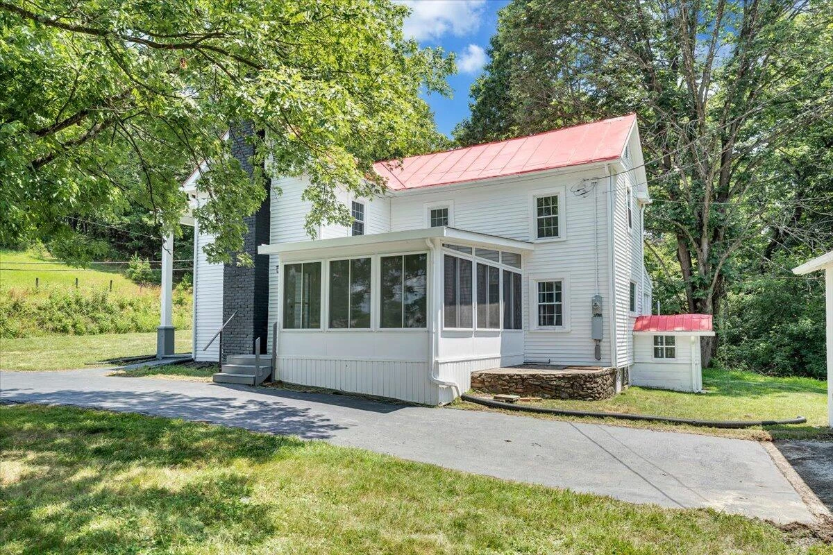 3169 Bandy RD - Photo 32