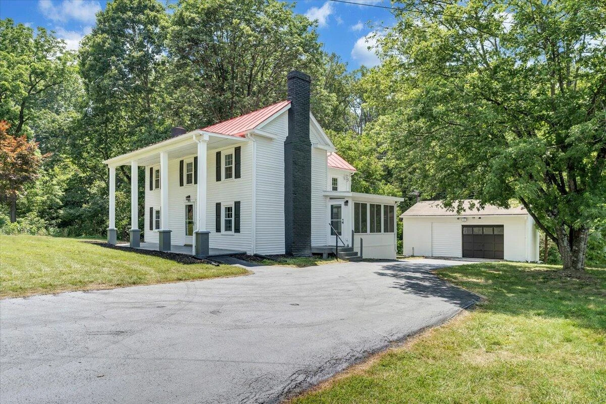 3169 Bandy RD - Photo 33