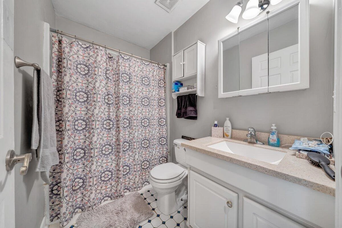 590 Rolling Hill DR - Photo 17