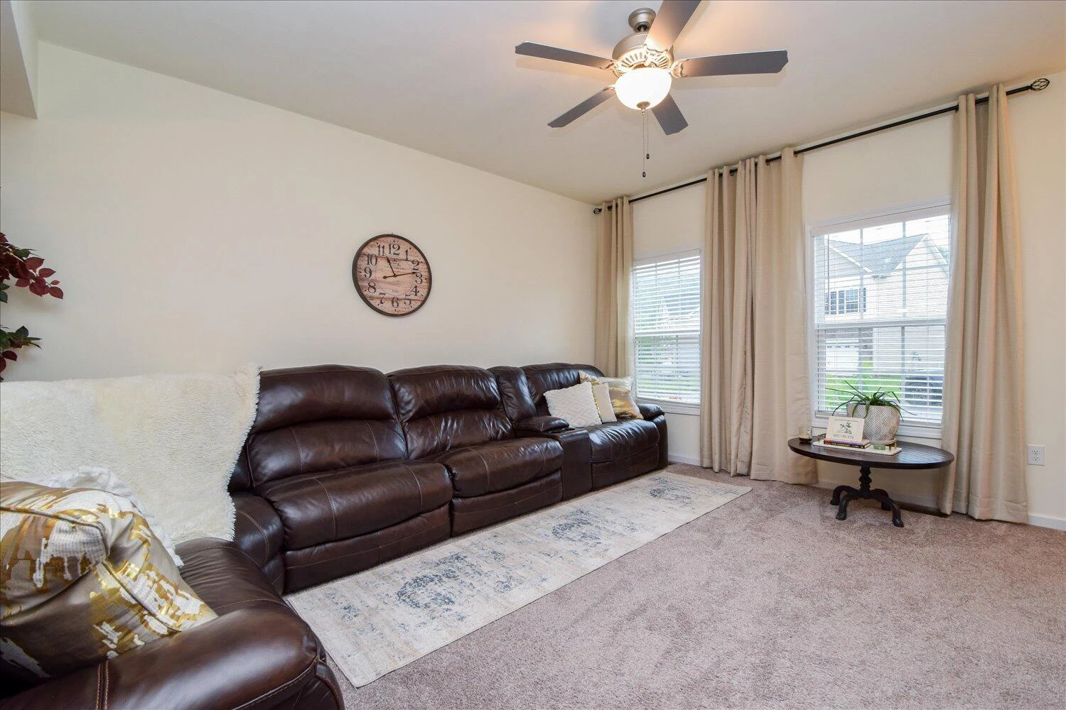 8322 Leighburn DR - Photo 3