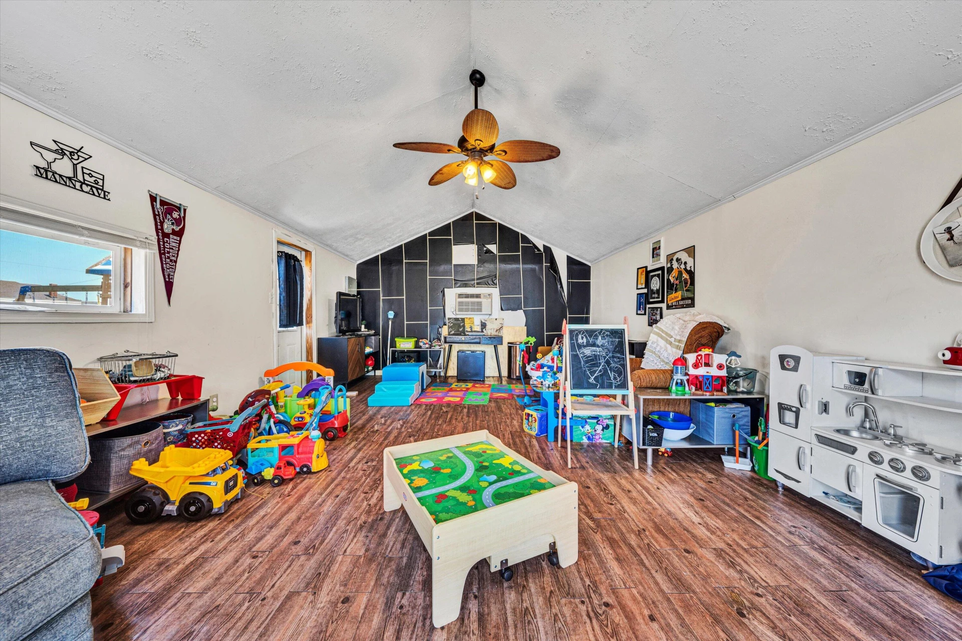 4713 Delray ST - Photo 12