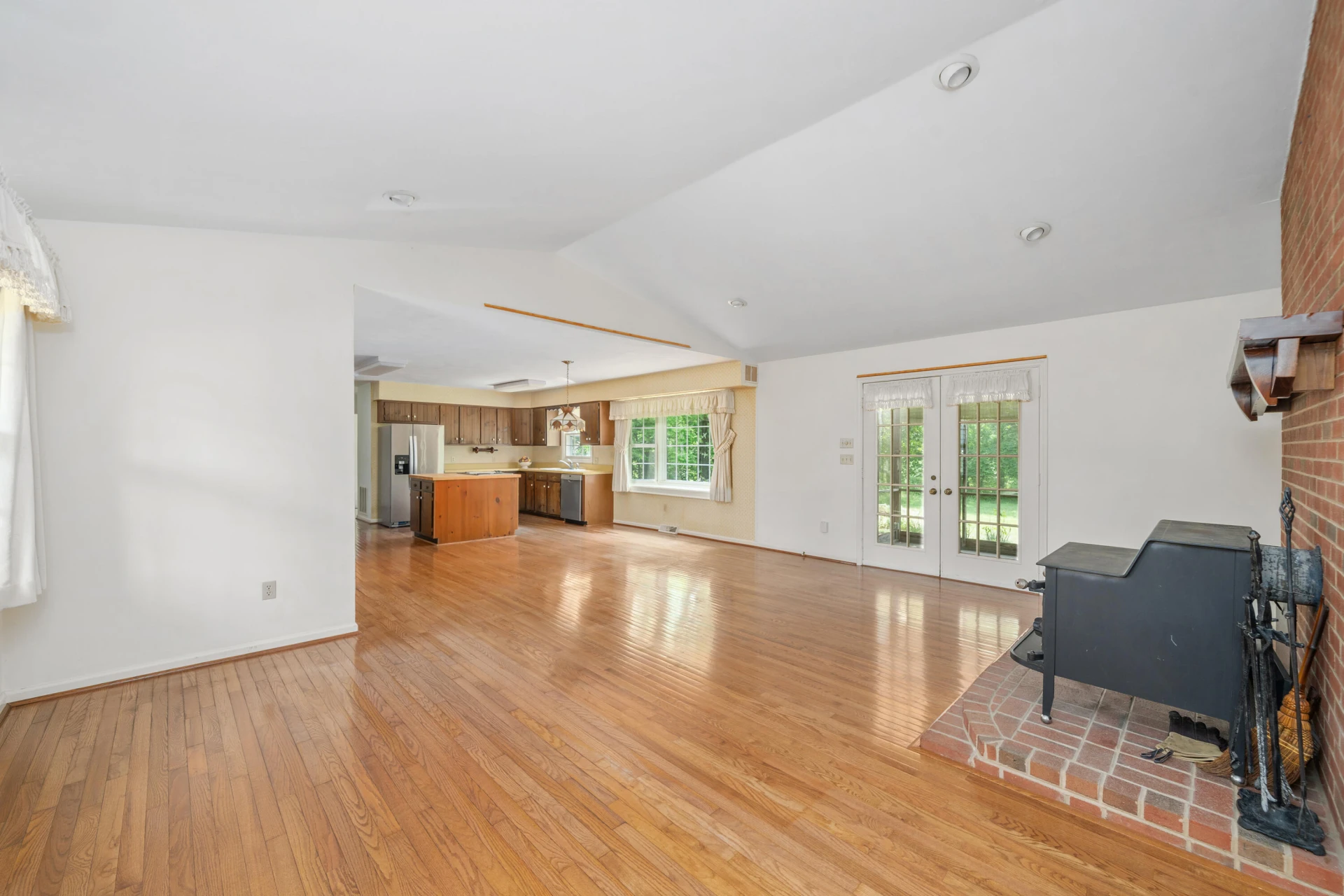 234 Deerfield RD - Photo 15