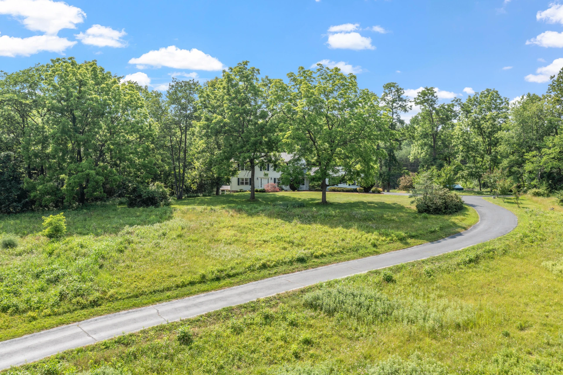 234 Deerfield RD - Photo 2