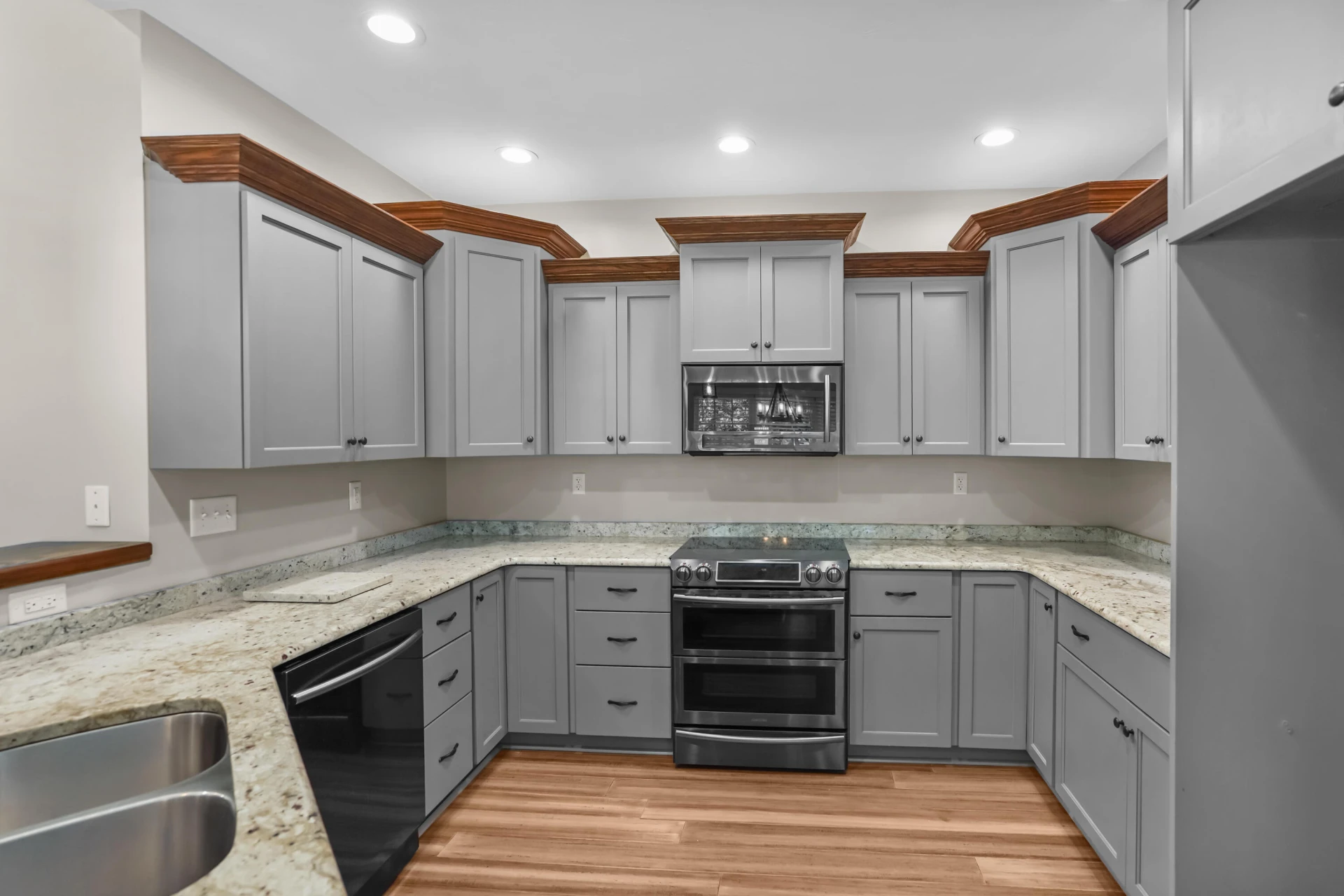 188 Grand Harbour CT - Photo 10