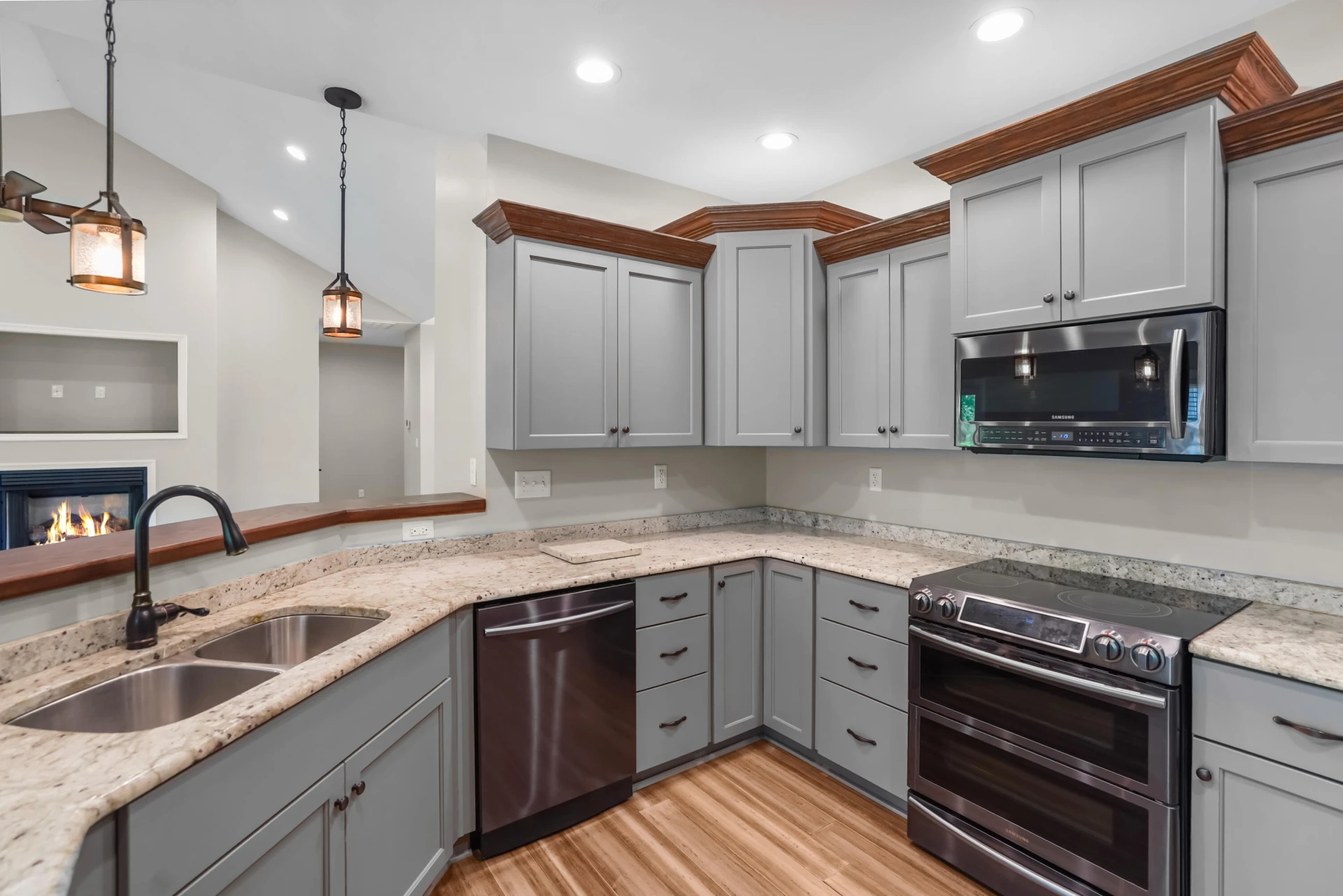 188 Grand Harbour CT - Photo 11