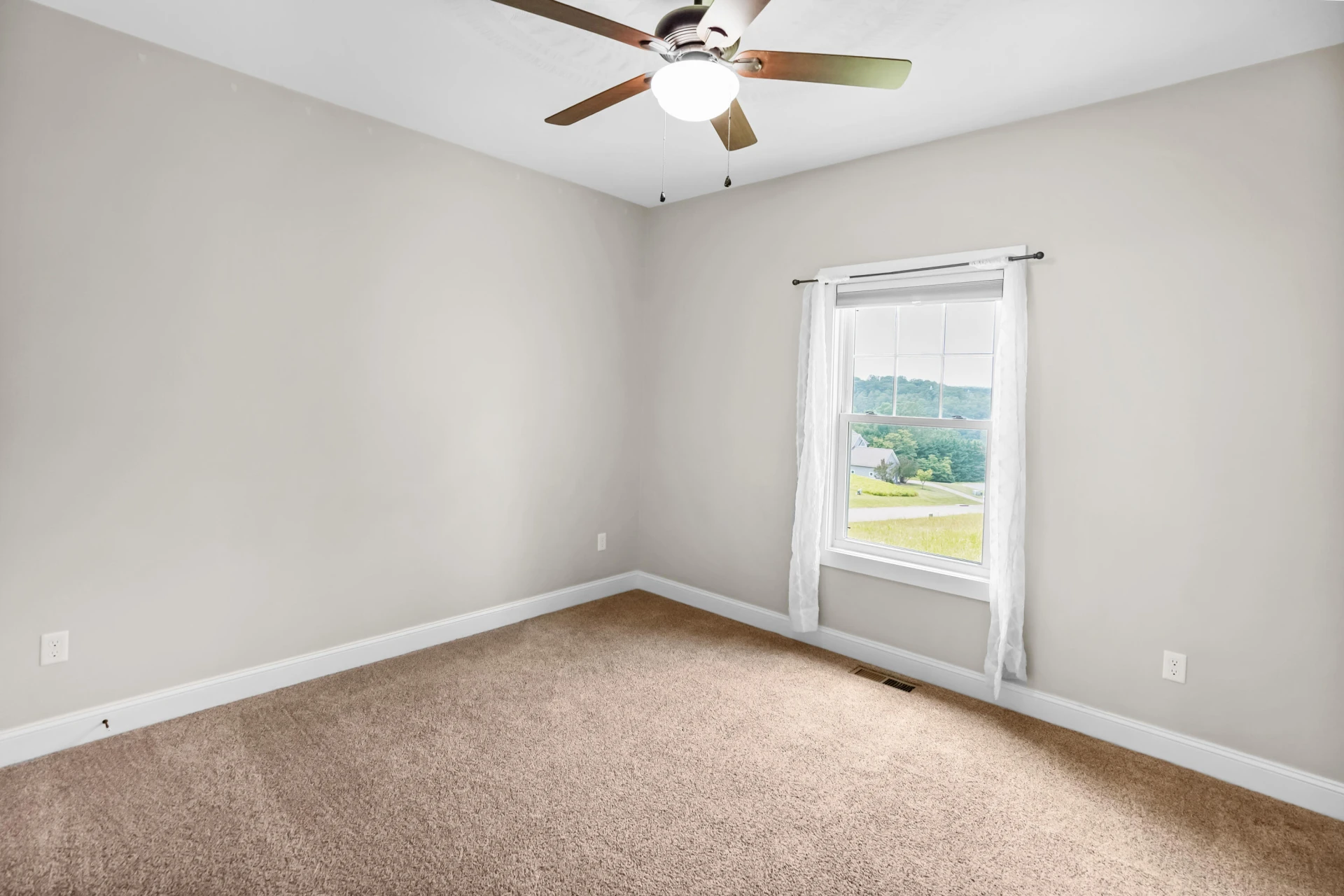 188 Grand Harbour CT - Photo 24