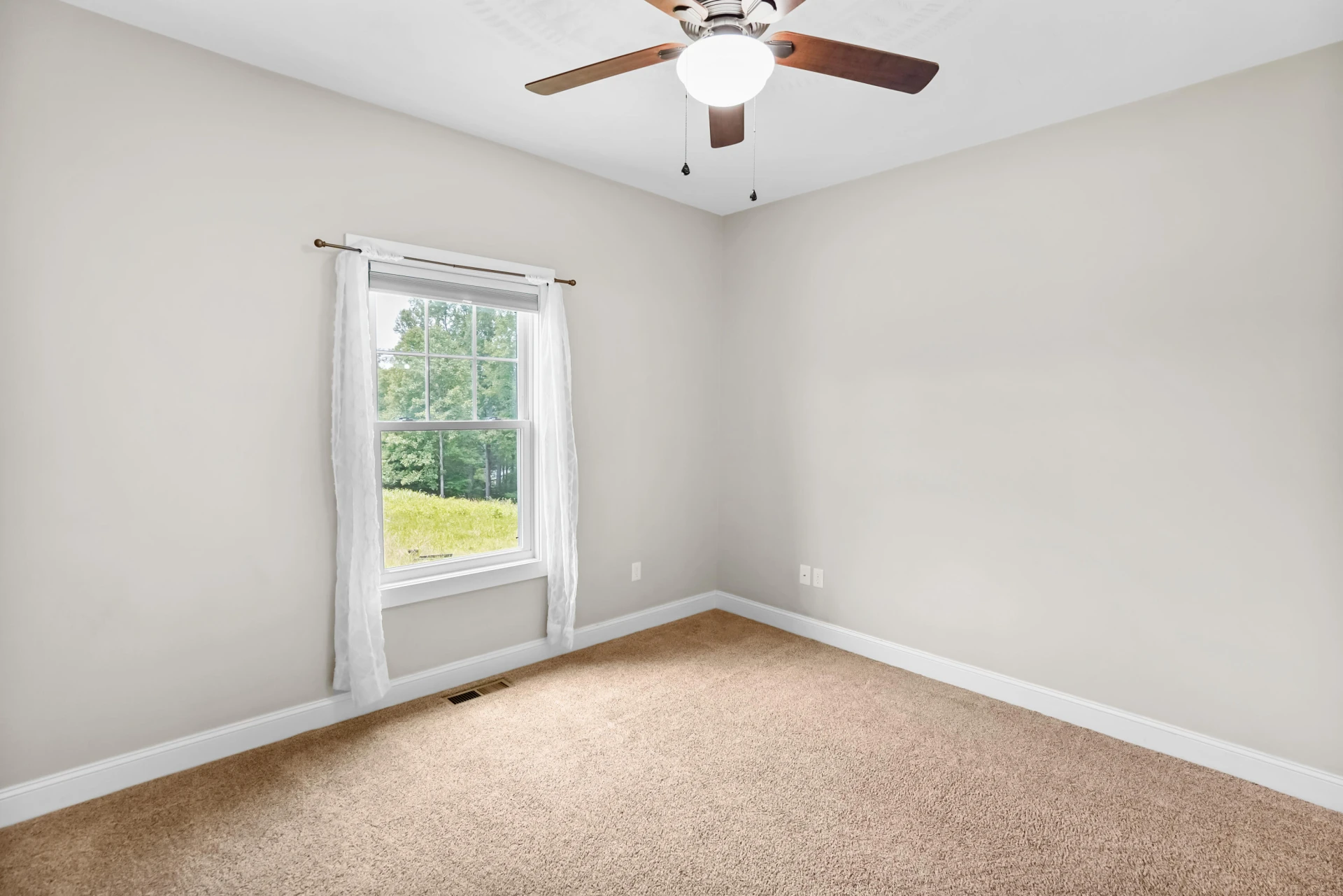 188 Grand Harbour CT - Photo 25