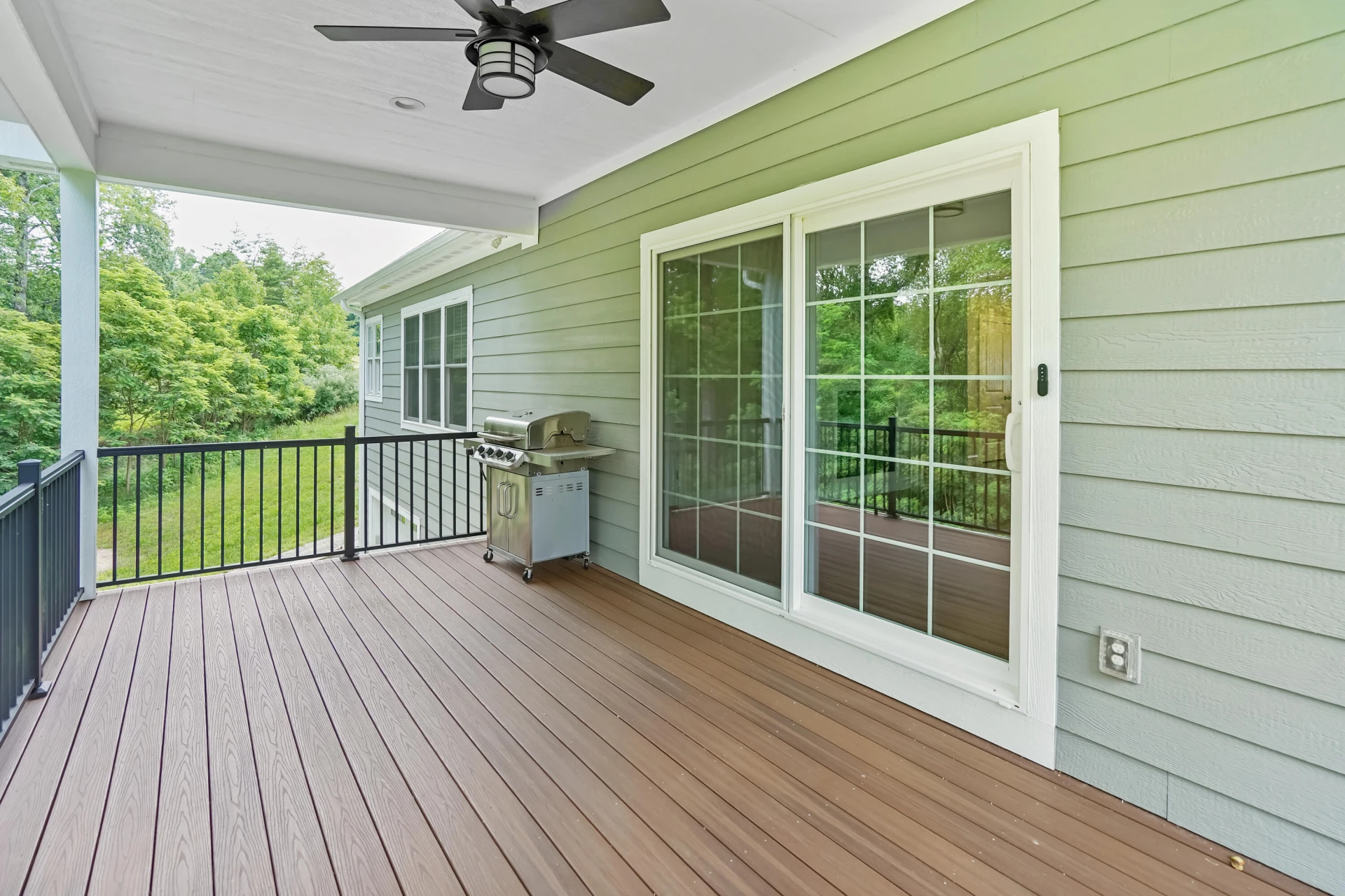 188 Grand Harbour CT - Photo 37