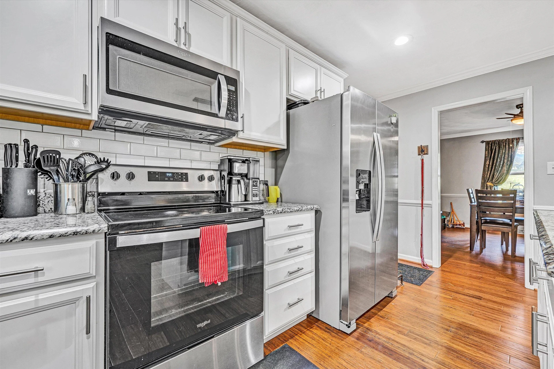 2343 Circle DR - Photo 18