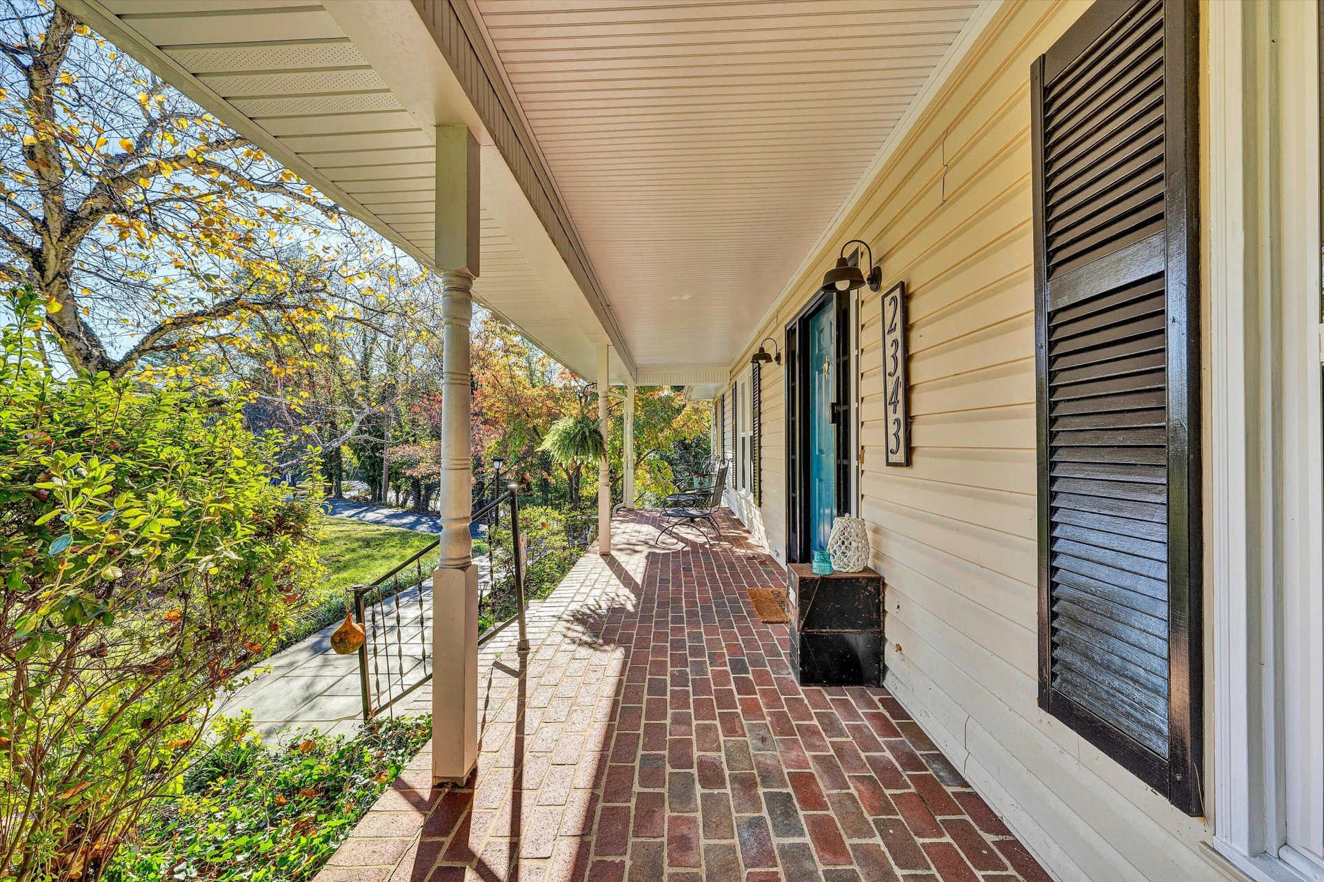 2343 Circle DR - Photo 6