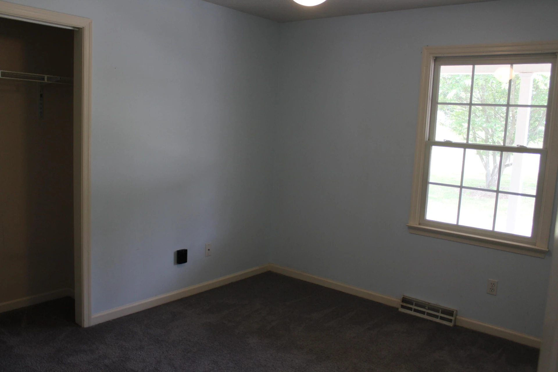 1138 Breezy Ridge RD - Photo 14