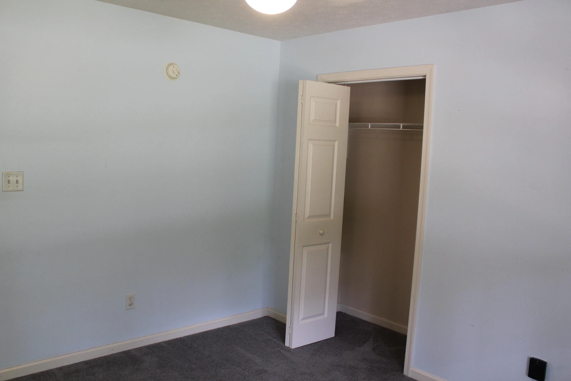 1138 Breezy Ridge RD - Photo 15