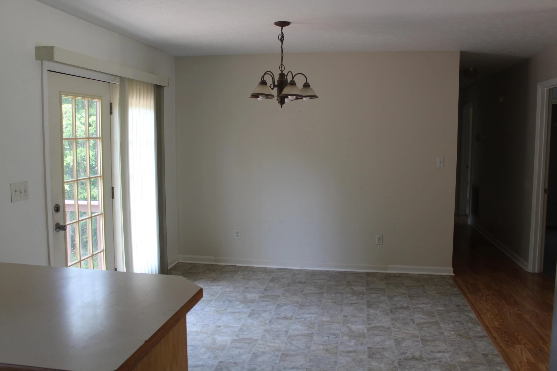 1138 Breezy Ridge RD - Photo 7