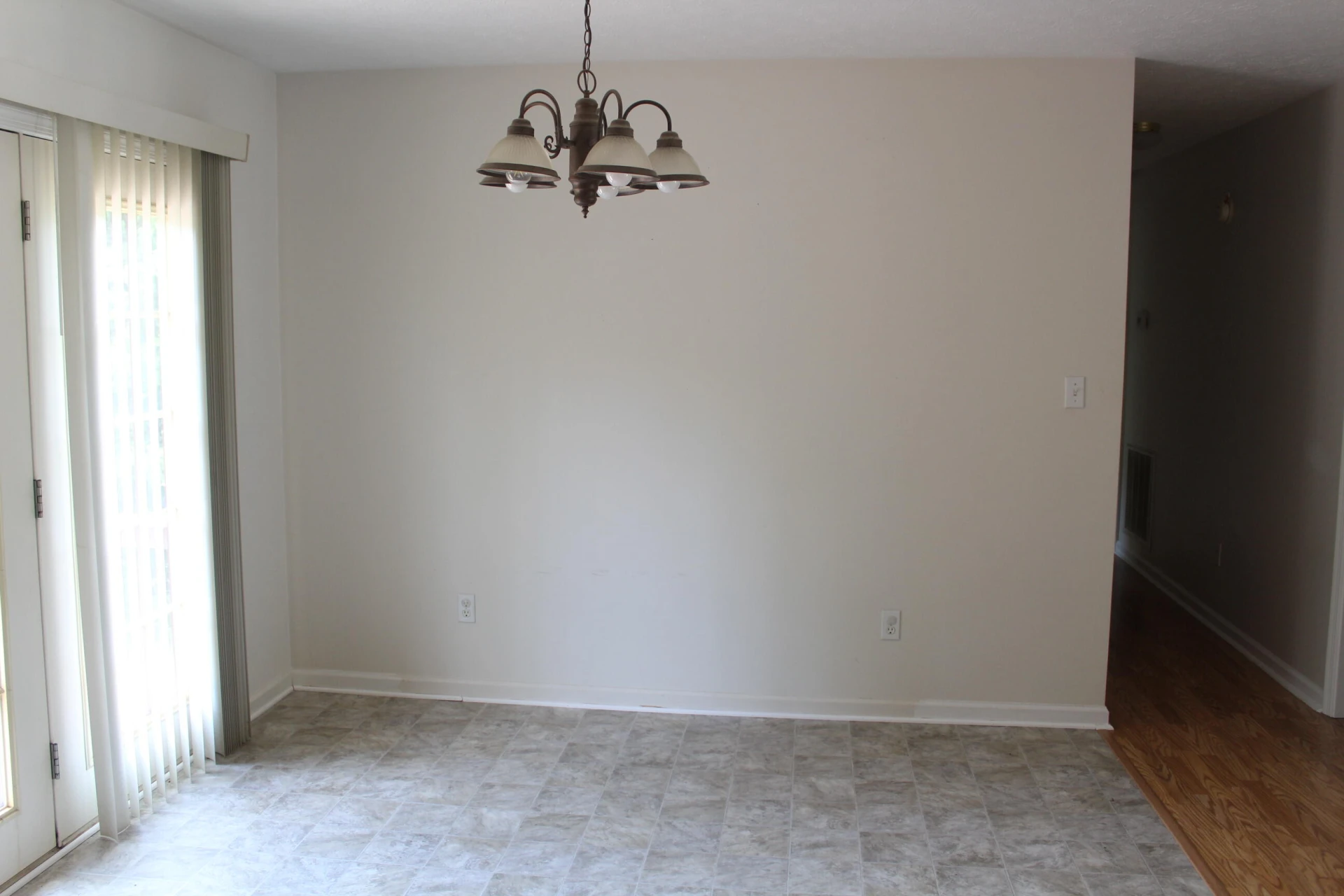 1138 Breezy Ridge RD - Photo 8