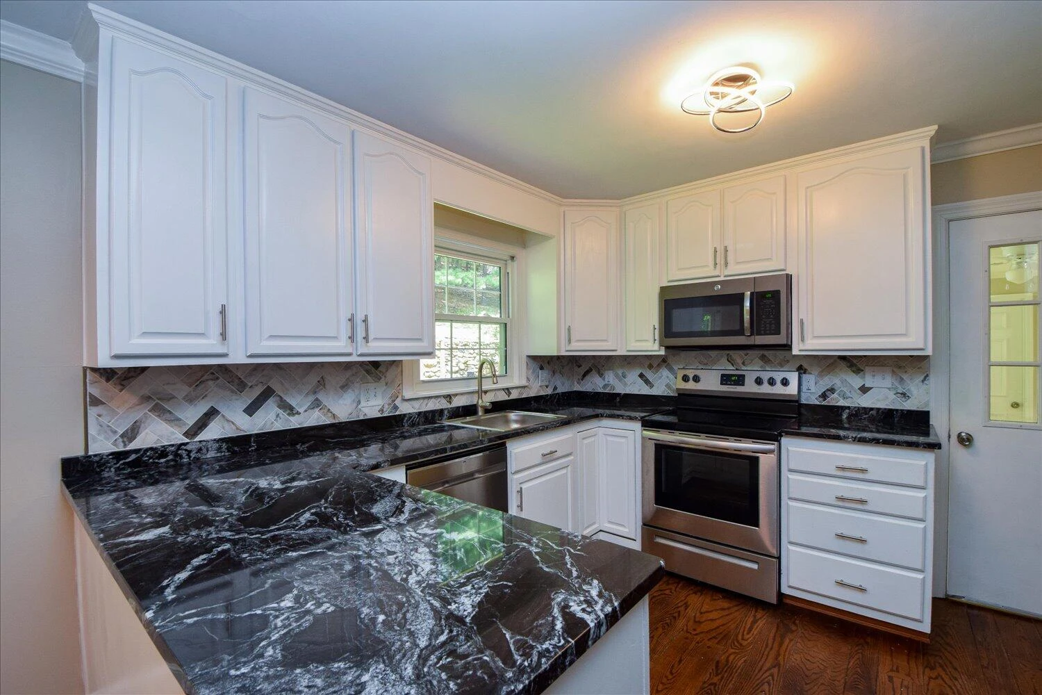 2336 Sourwood ST - Photo 13