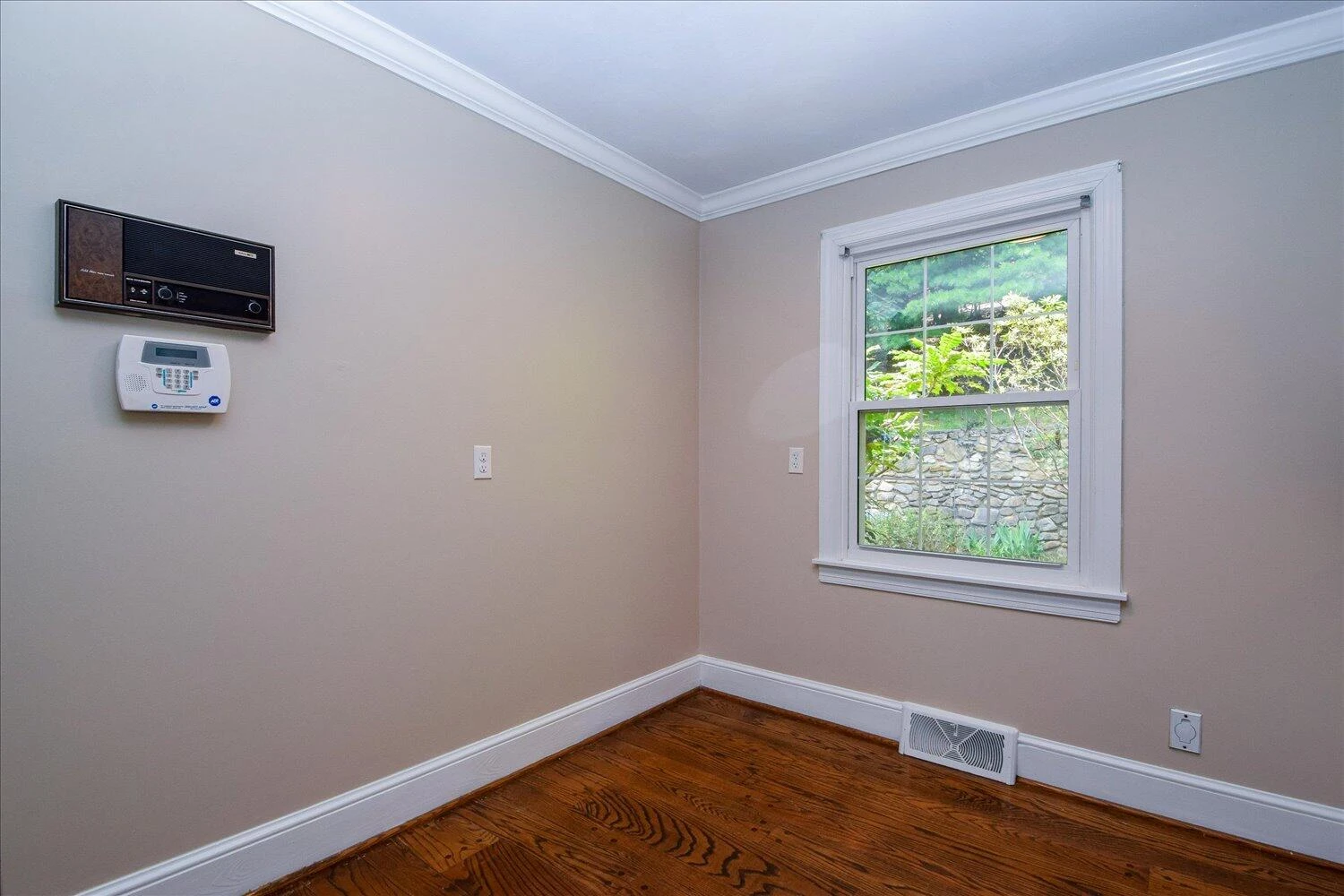 2336 Sourwood ST - Photo 17
