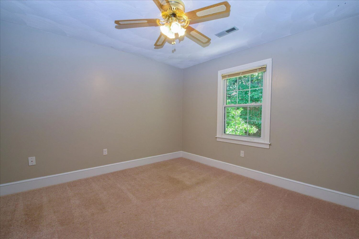 2336 Sourwood ST - Photo 30