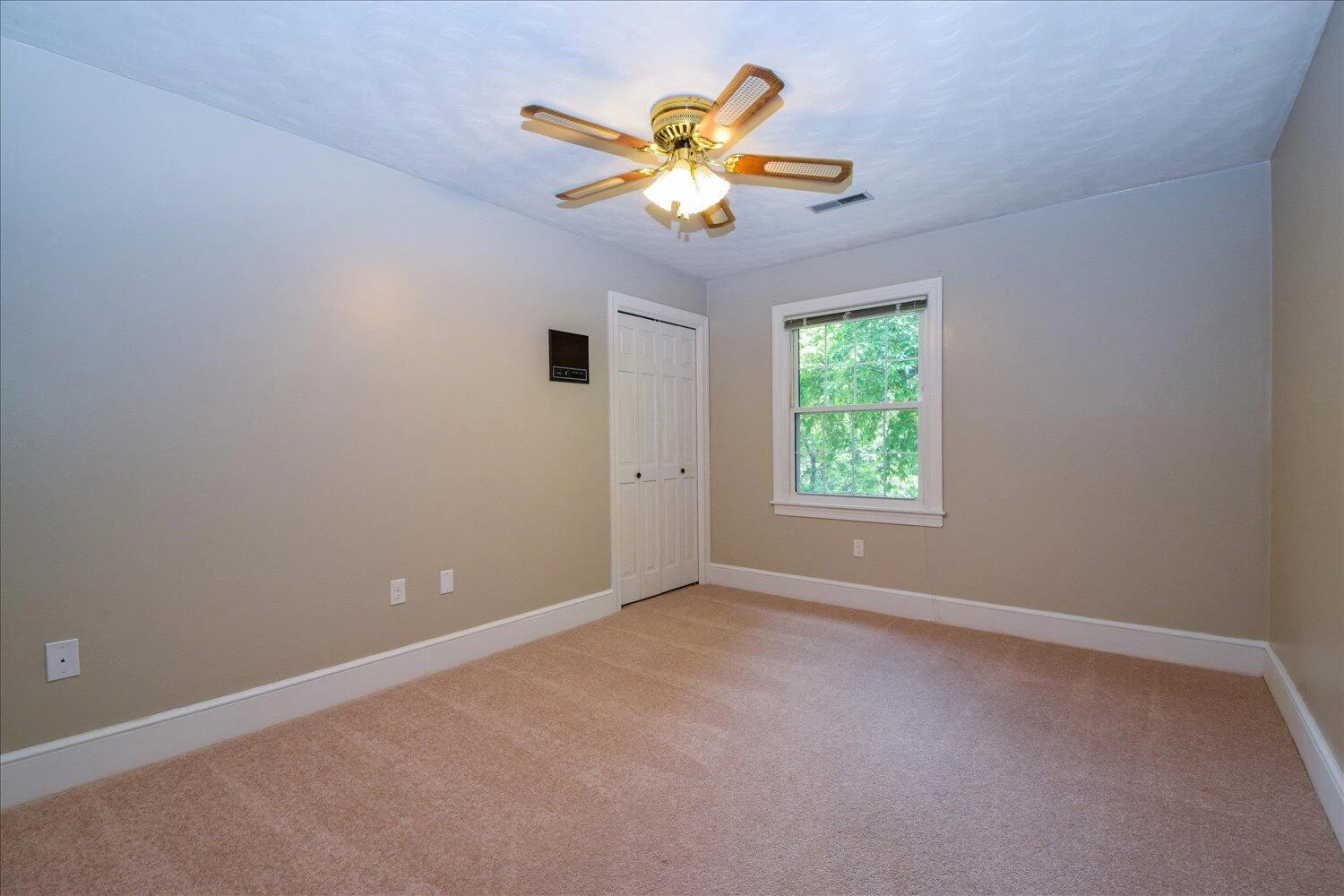 2336 Sourwood ST - Photo 32