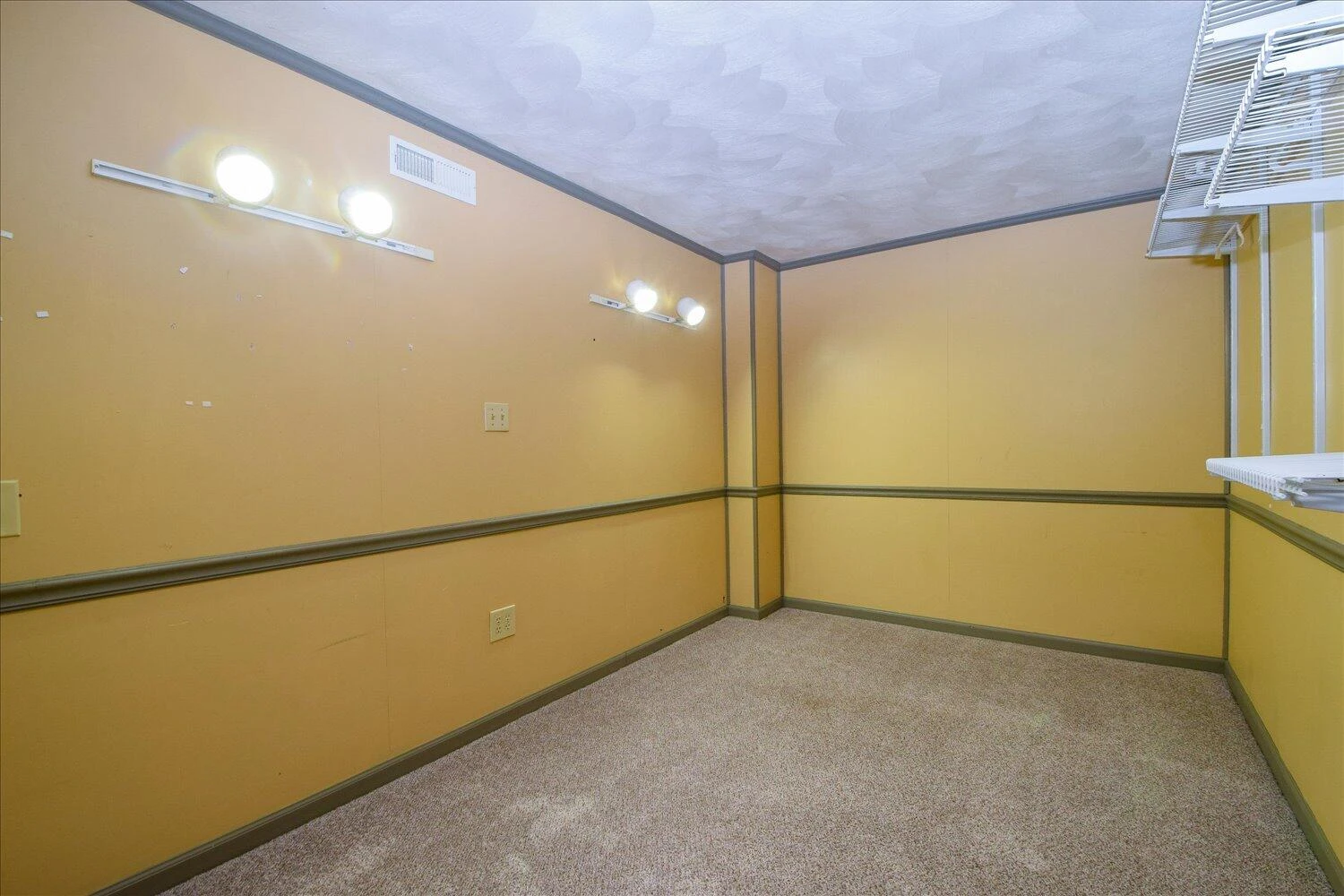 2336 Sourwood ST - Photo 37