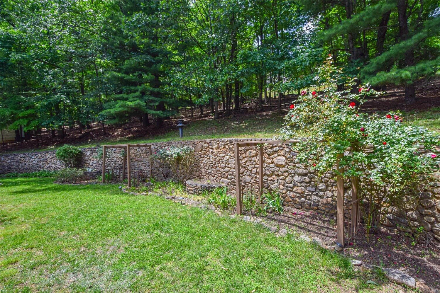 2336 Sourwood ST - Photo 49