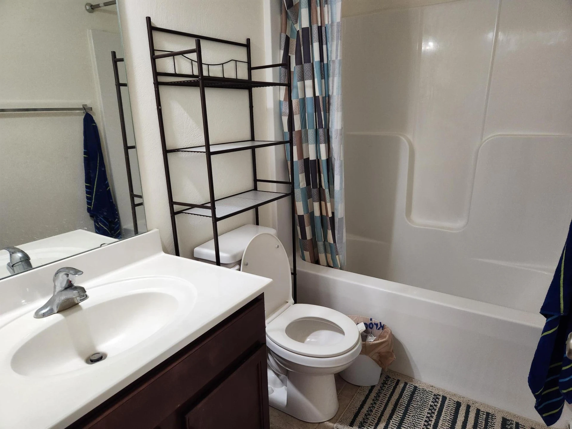 8366 Leighburn DR - Photo 18