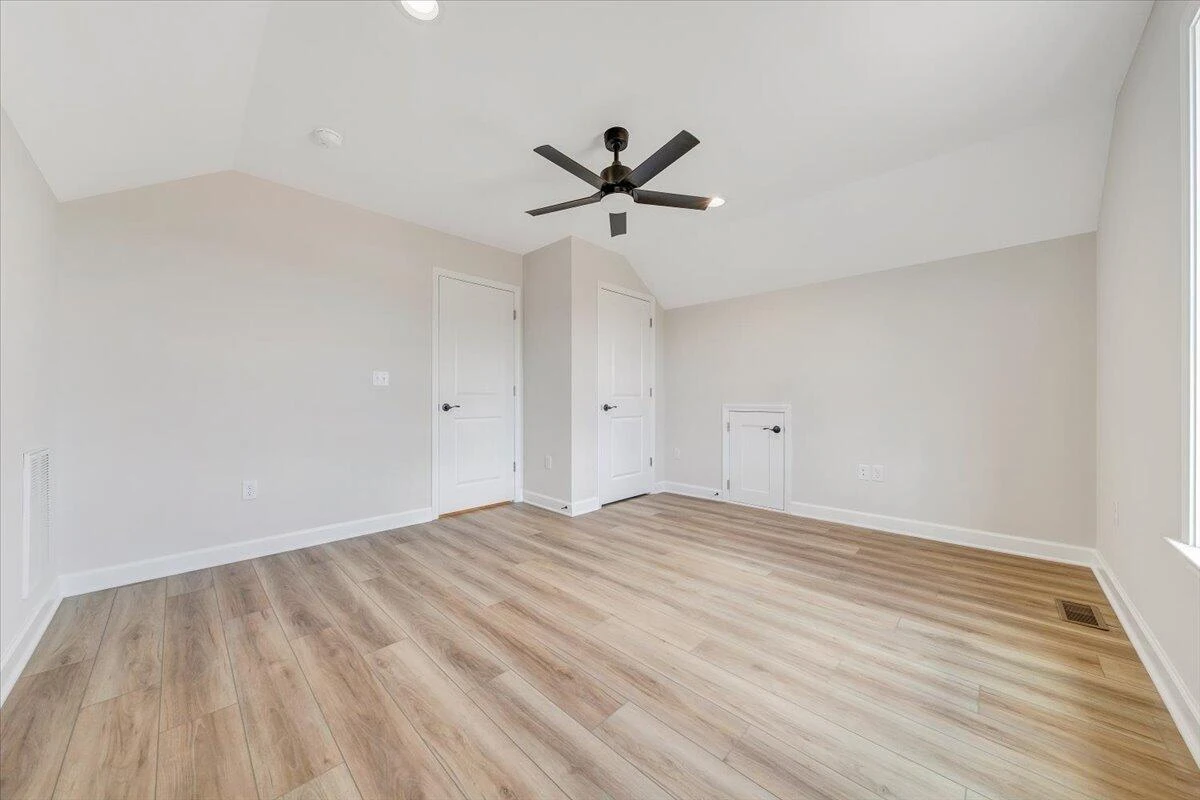 1581 Burnt Chimney RD - Photo 43