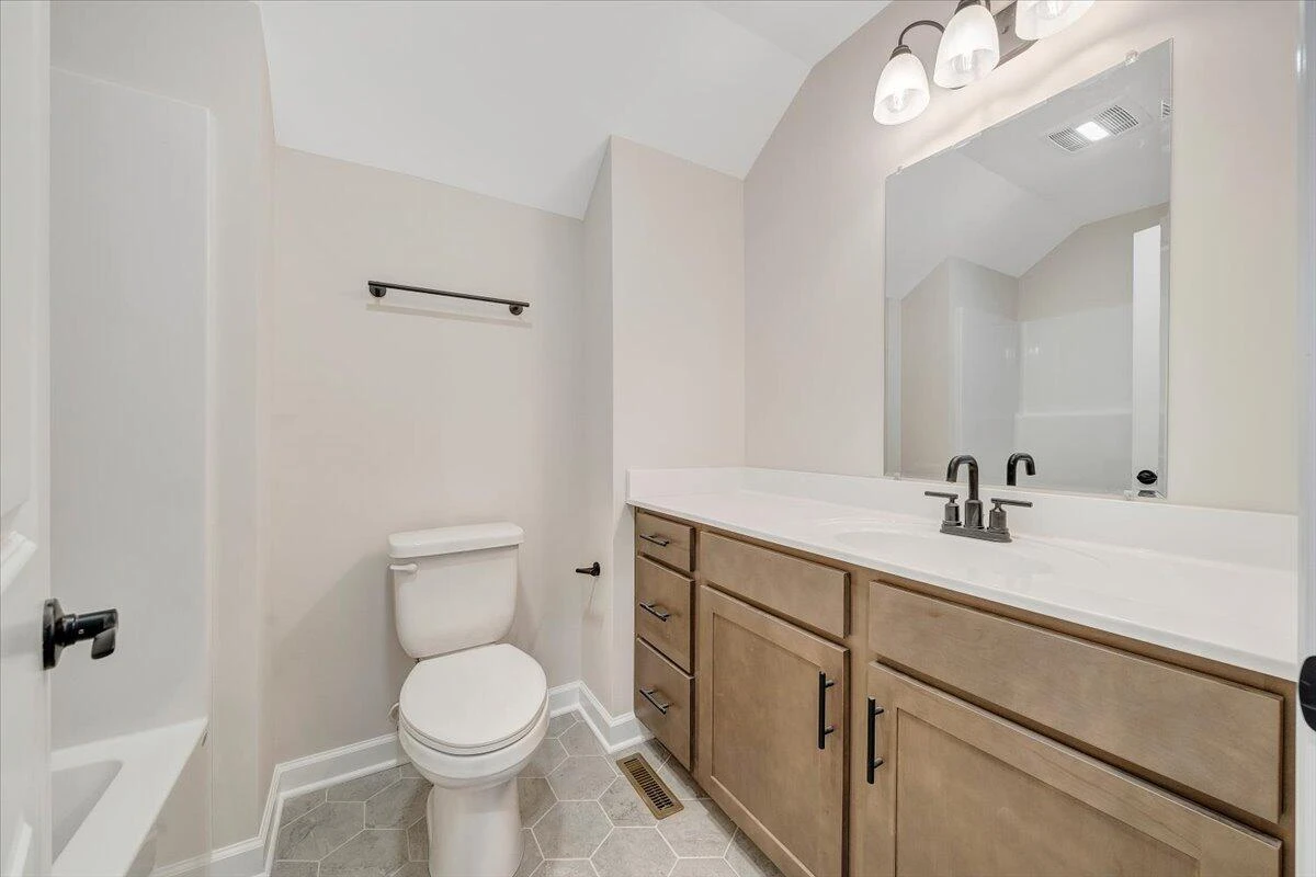 1581 Burnt Chimney RD - Photo 47