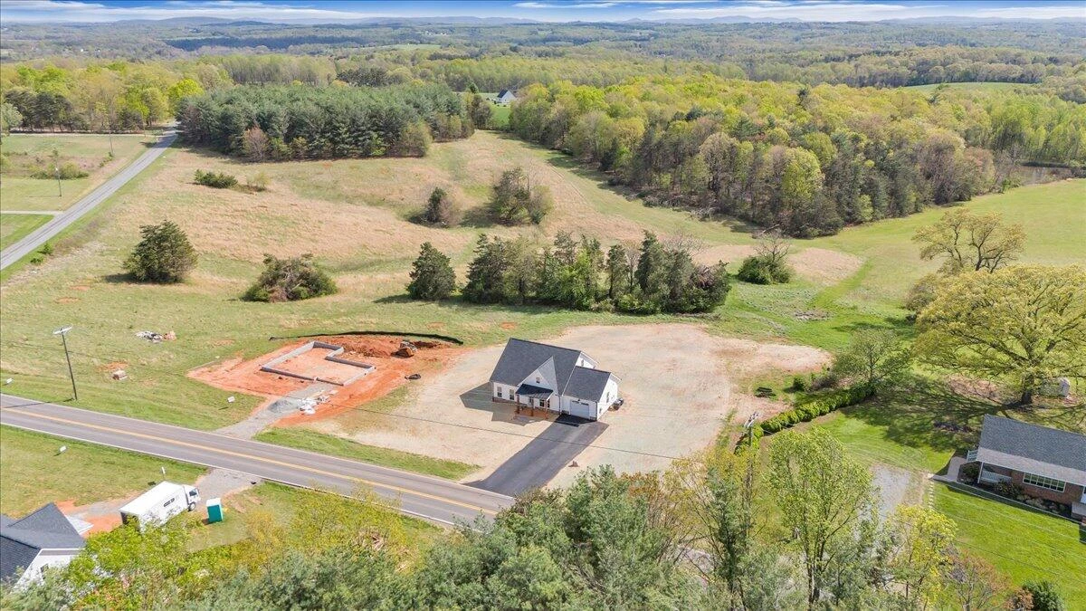 1581 Burnt Chimney RD - Photo 56