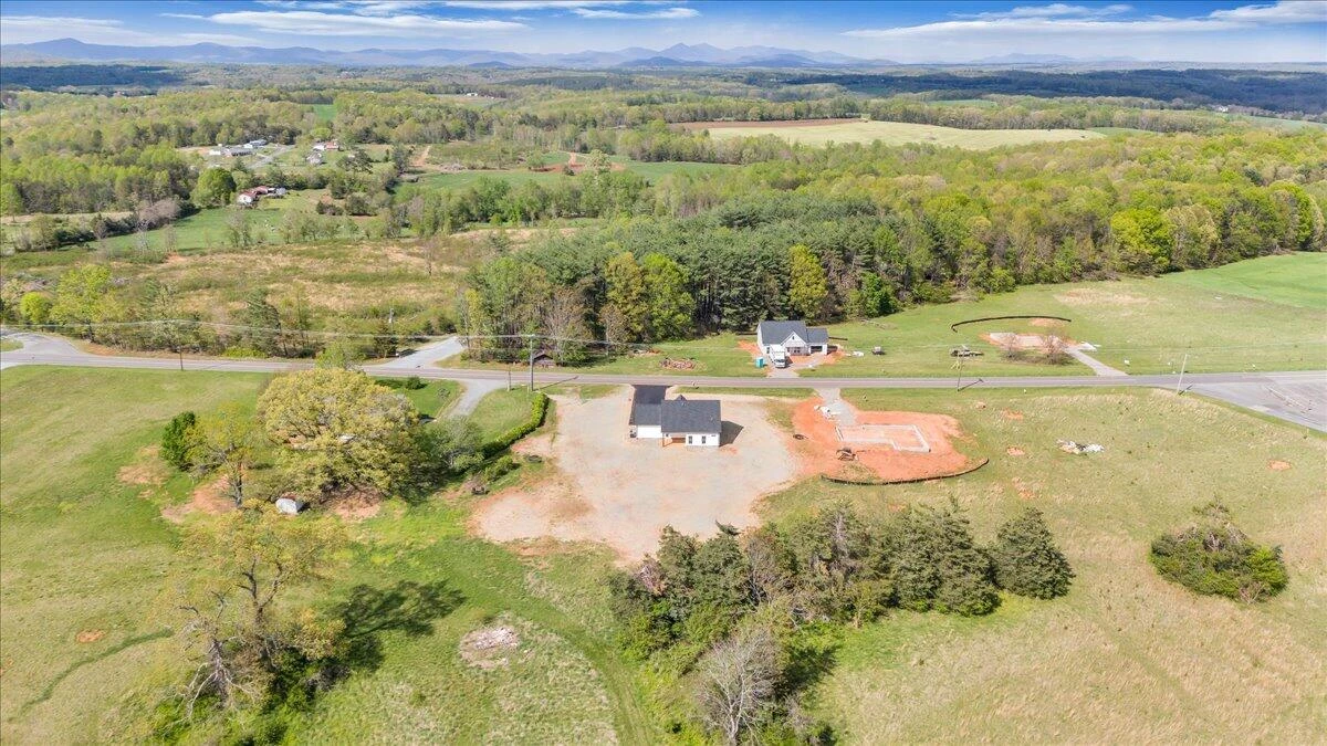 1581 Burnt Chimney RD - Photo 59
