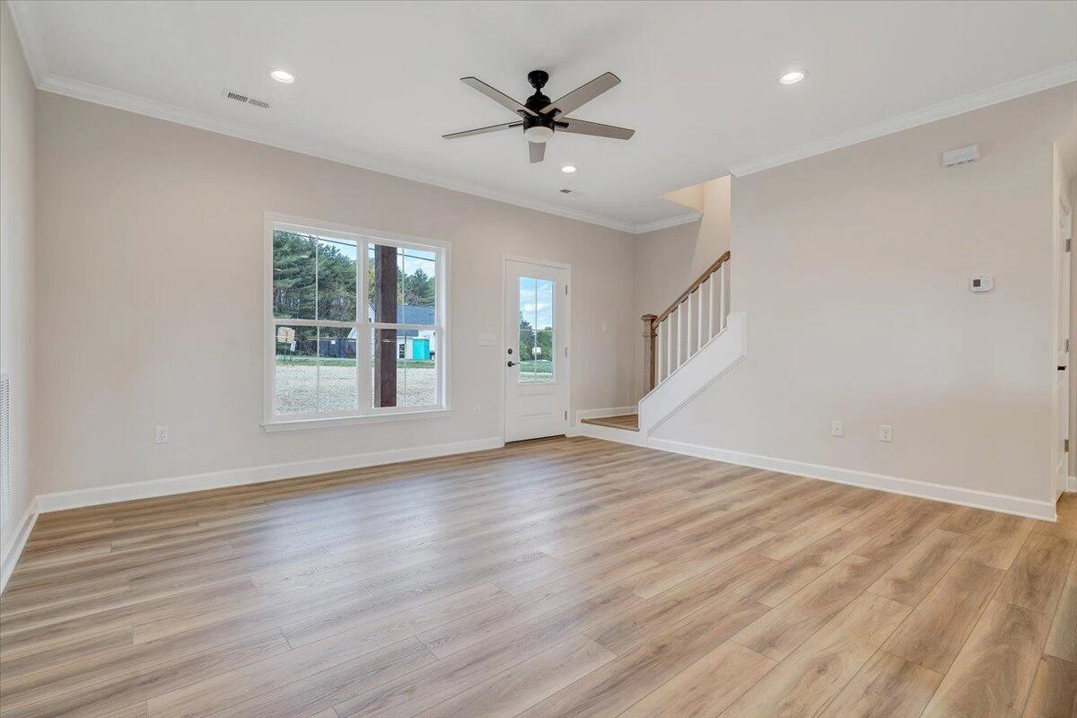 1581 Burnt Chimney RD - Photo 9