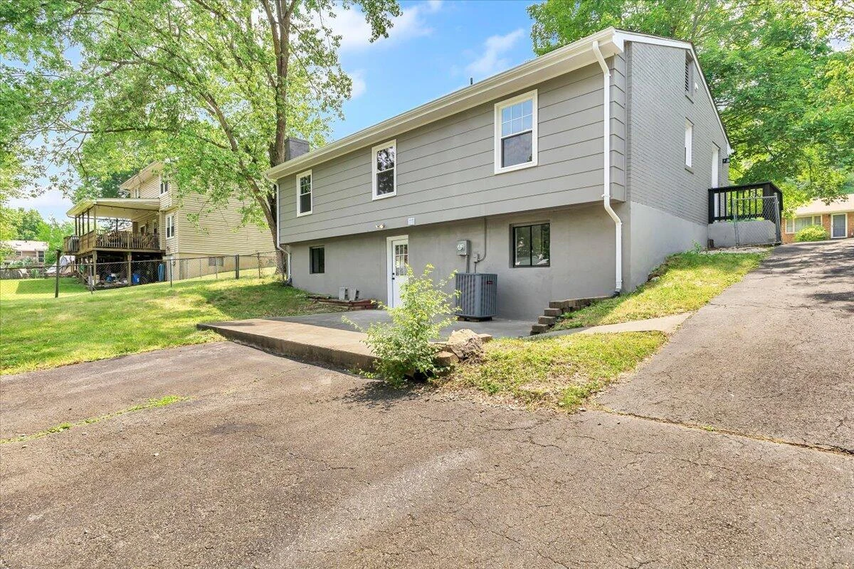 5433 Eveningwood LN - Photo 5