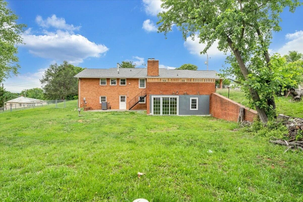 4015 Mockingbird Hill RD - Photo 29