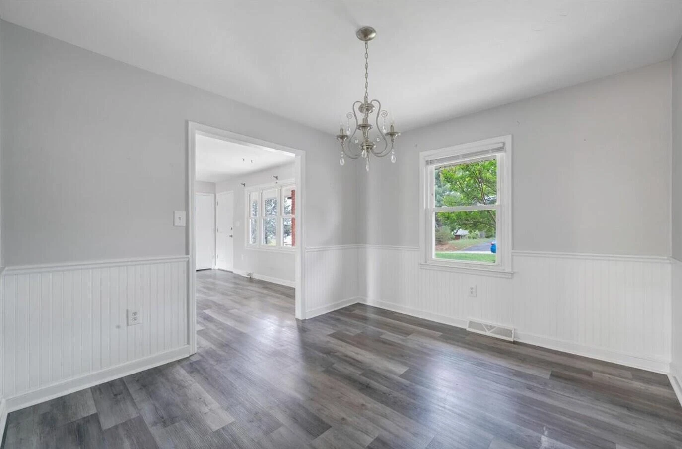 4015 Mockingbird Hill RD - Photo 8