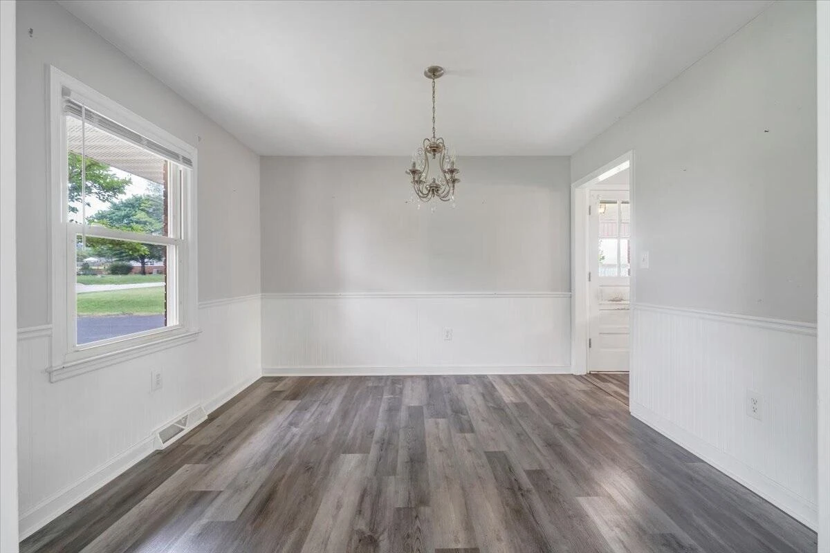 4015 Mockingbird Hill RD - Photo 9
